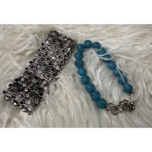 (2) Very Pretty Bracelets